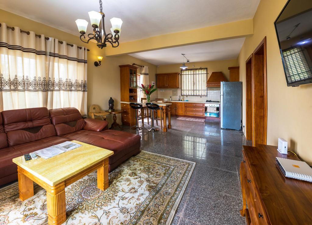 Blue Pearl Resort Ла-Голет Экстерьер фото