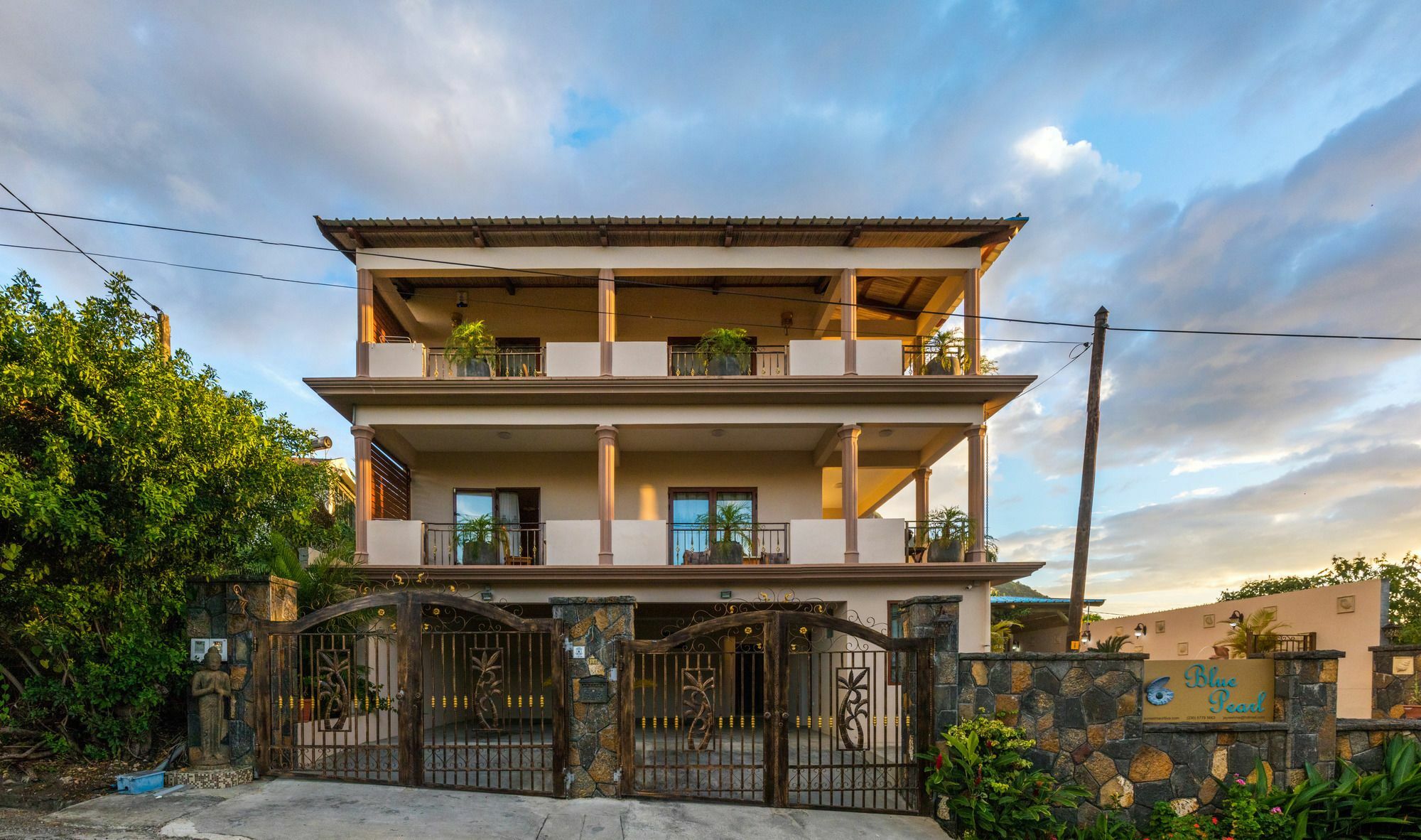 Blue Pearl Resort Ла-Голет Экстерьер фото